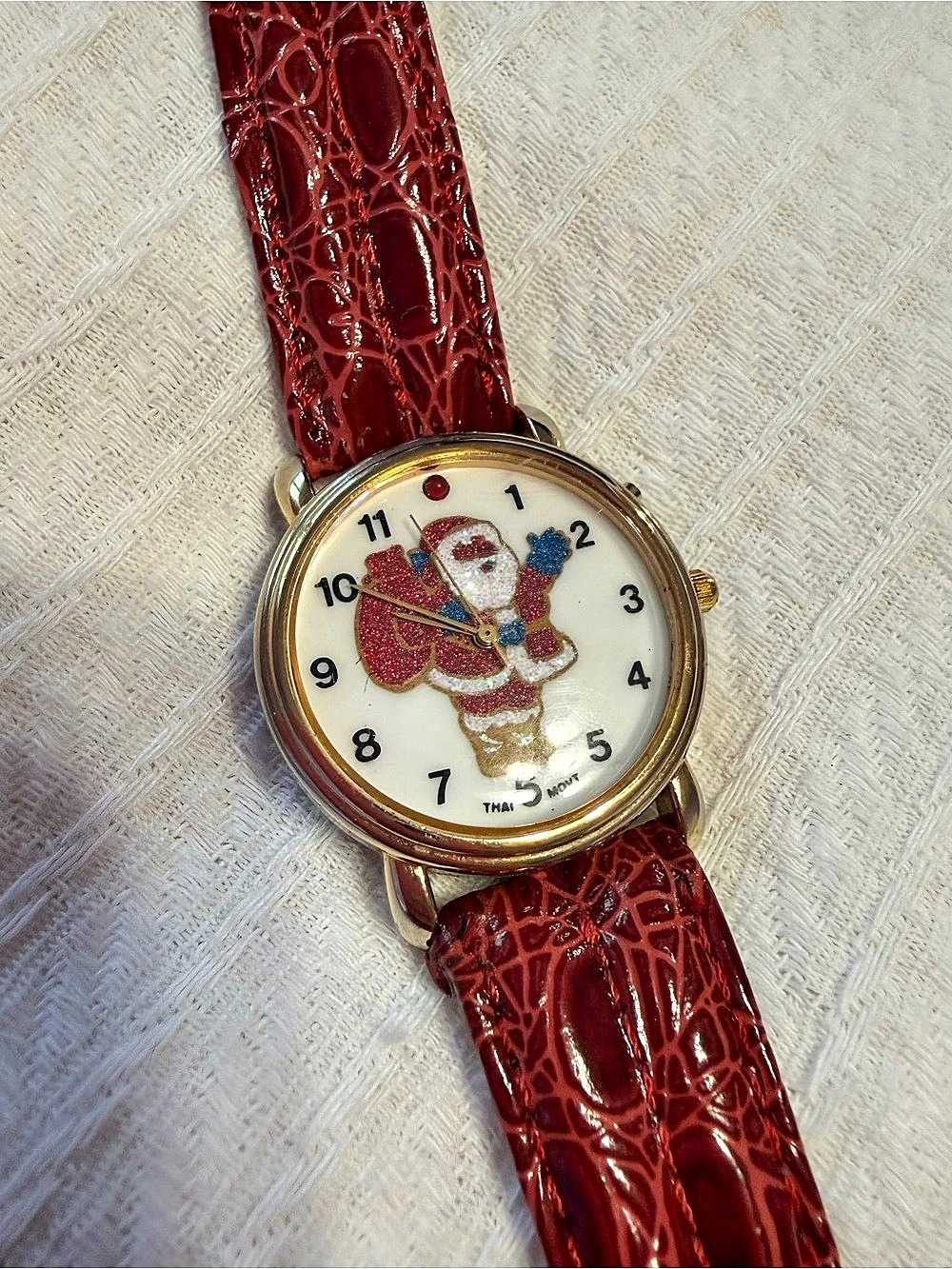 Santa Red Watch - Picture 2 of 3